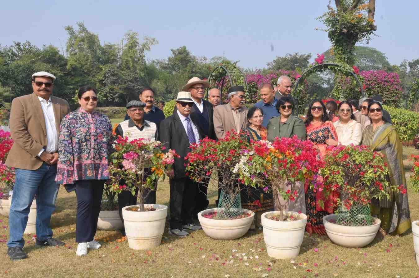 Horticulture Club, Agra, organises its 5th bougainvillea exhibition 
